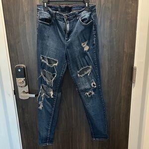 Stylish Distressed Blue Skinny Jeans